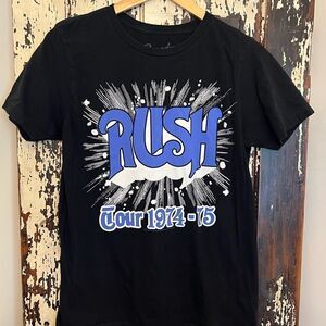 Retro Bravado Rush Tour 74-75’. Unisex size Medium.